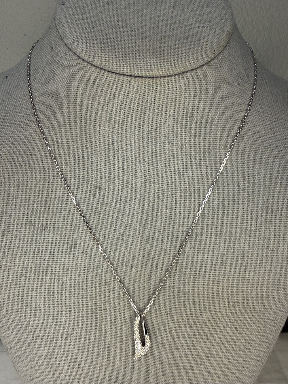 Swarovski Crystal Pavé Drop Pendant Necklace Silver Tone 18" Adjustable